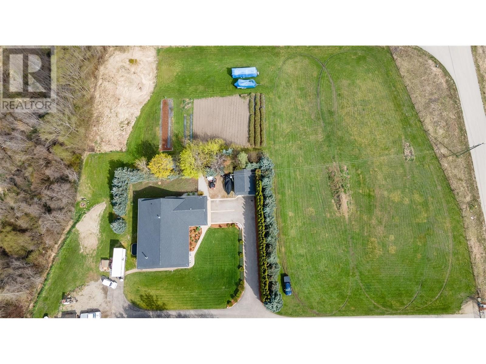 2201 50th Street. Salmon Arm, British Columbia