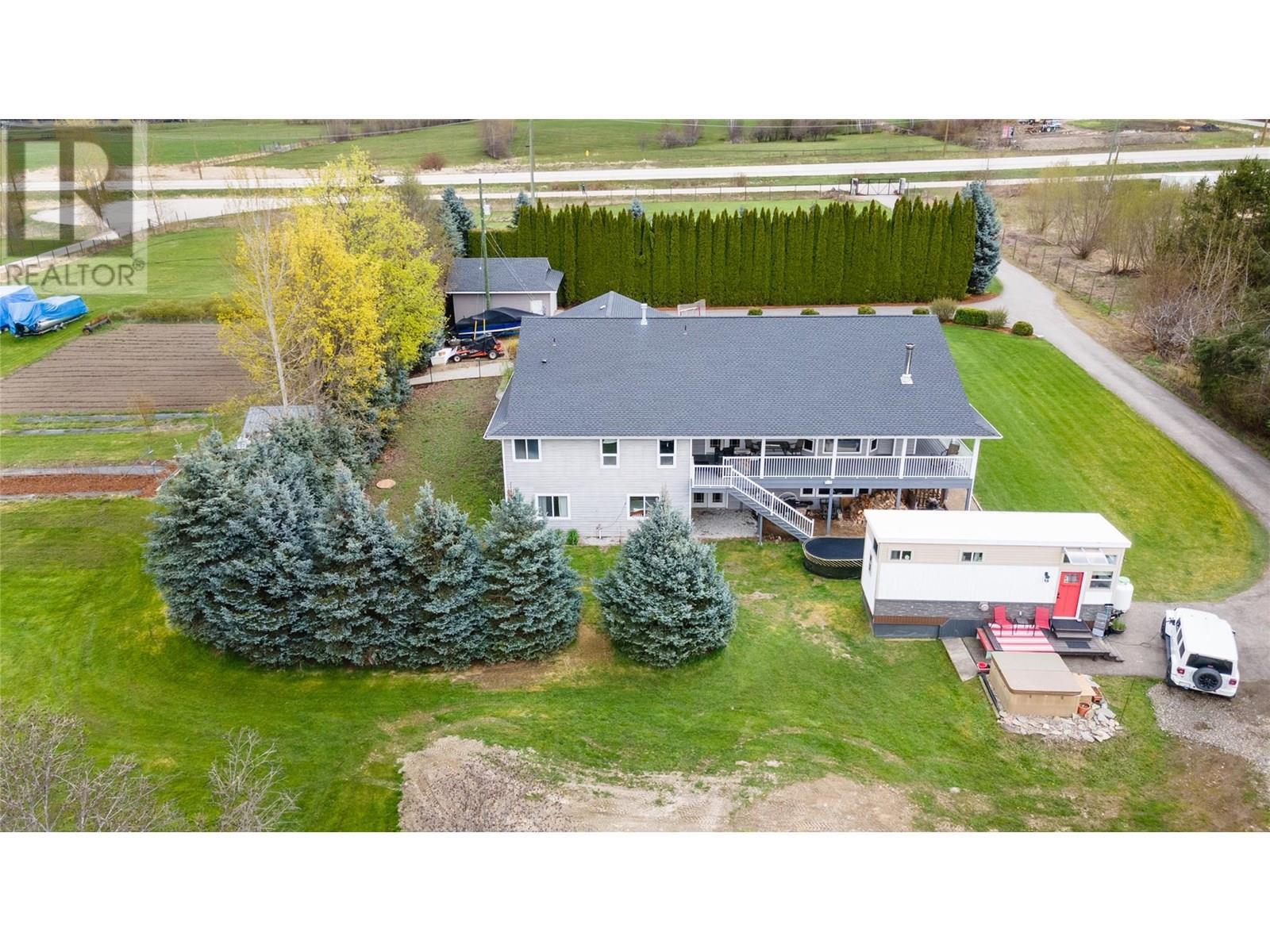 2201 50th Street. Salmon Arm, British Columbia