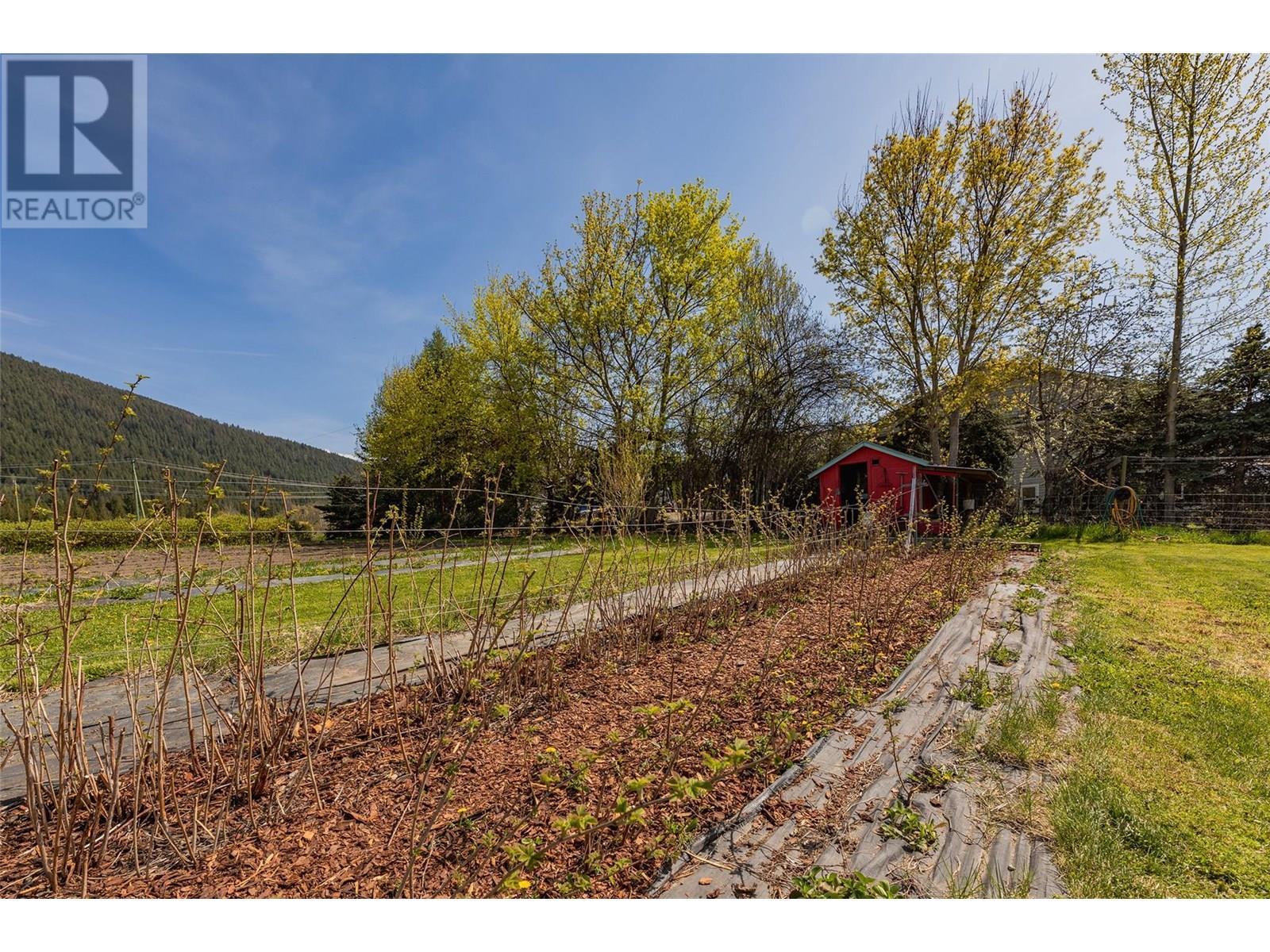 2201 50th Street. Salmon Arm, British Columbia