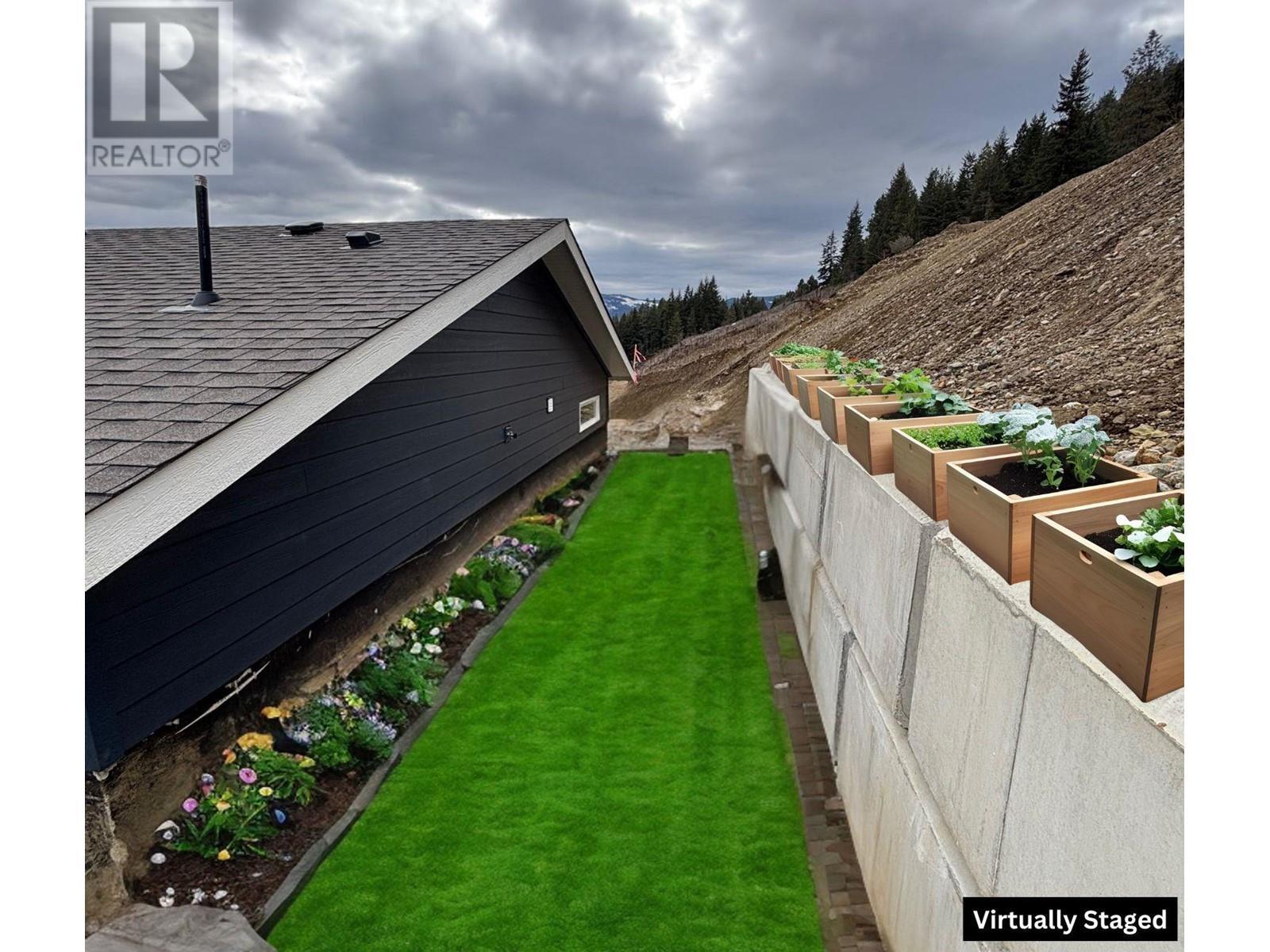 1768 Gallon Avenue. Lumby, British Columbia