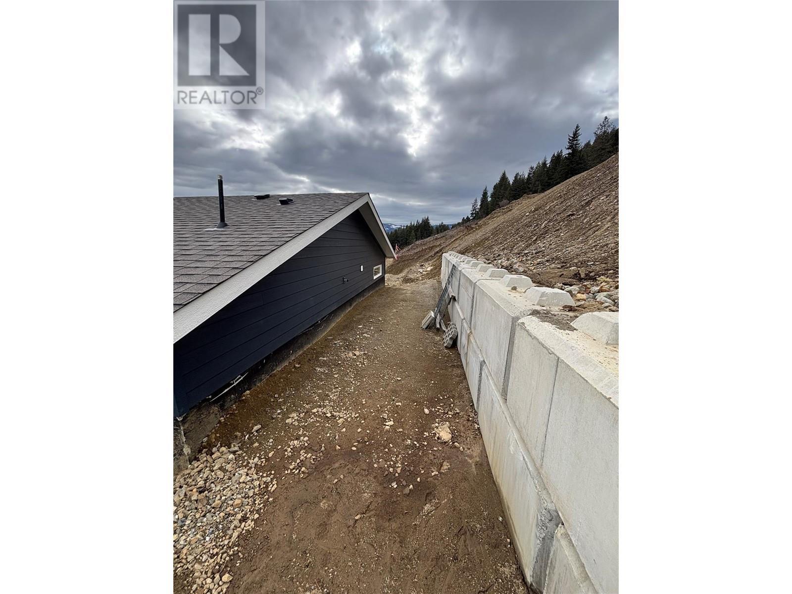 1768 Gallon Avenue. Lumby, British Columbia