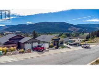 1768 Gallon Avenue. Lumby, British Columbia