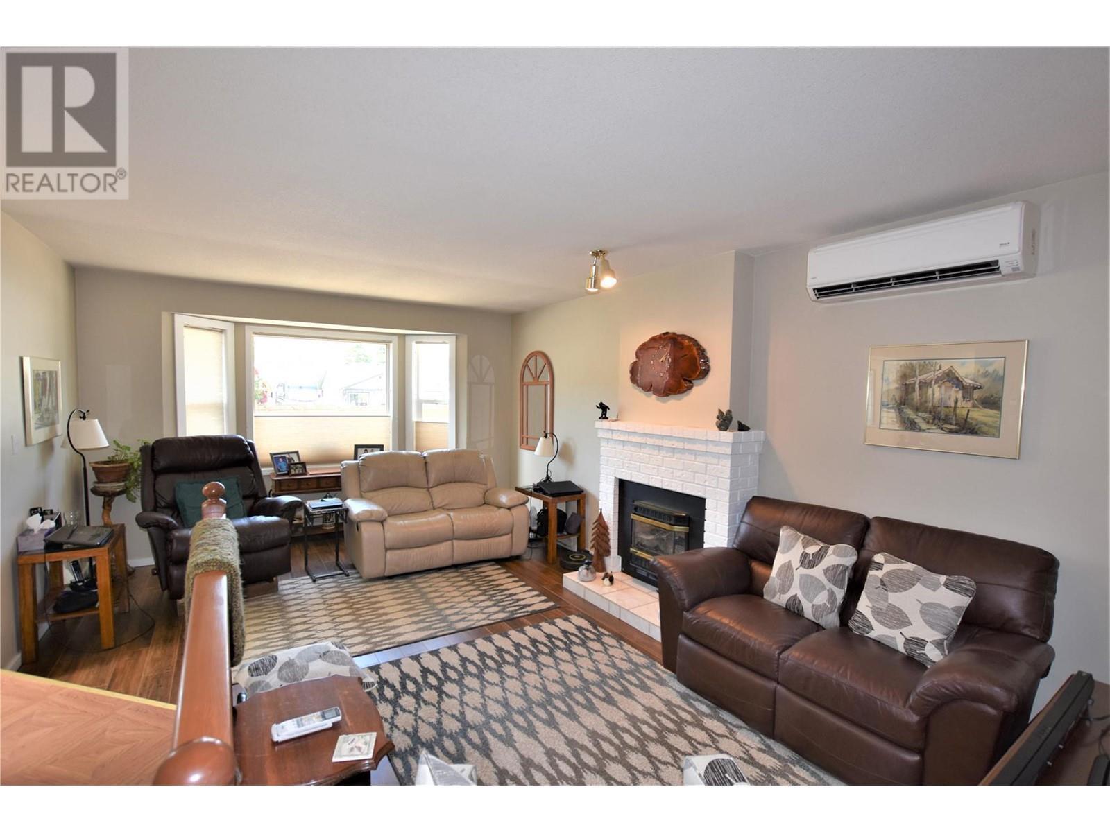 450 Ibis Avenue. Vernon, British Columbia