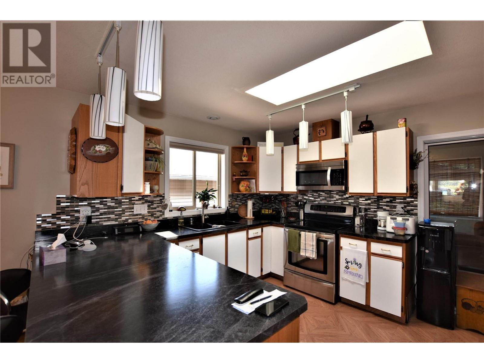 450 Ibis Avenue. Vernon, British Columbia