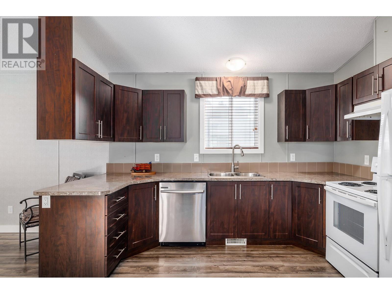 610 Katherine Road Unit# 62. Kelowna, British Columbia