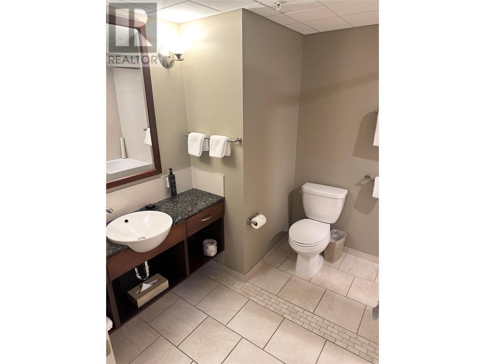 13011 Lakeshore Drive Unit# 231. Summerland, British Columbia