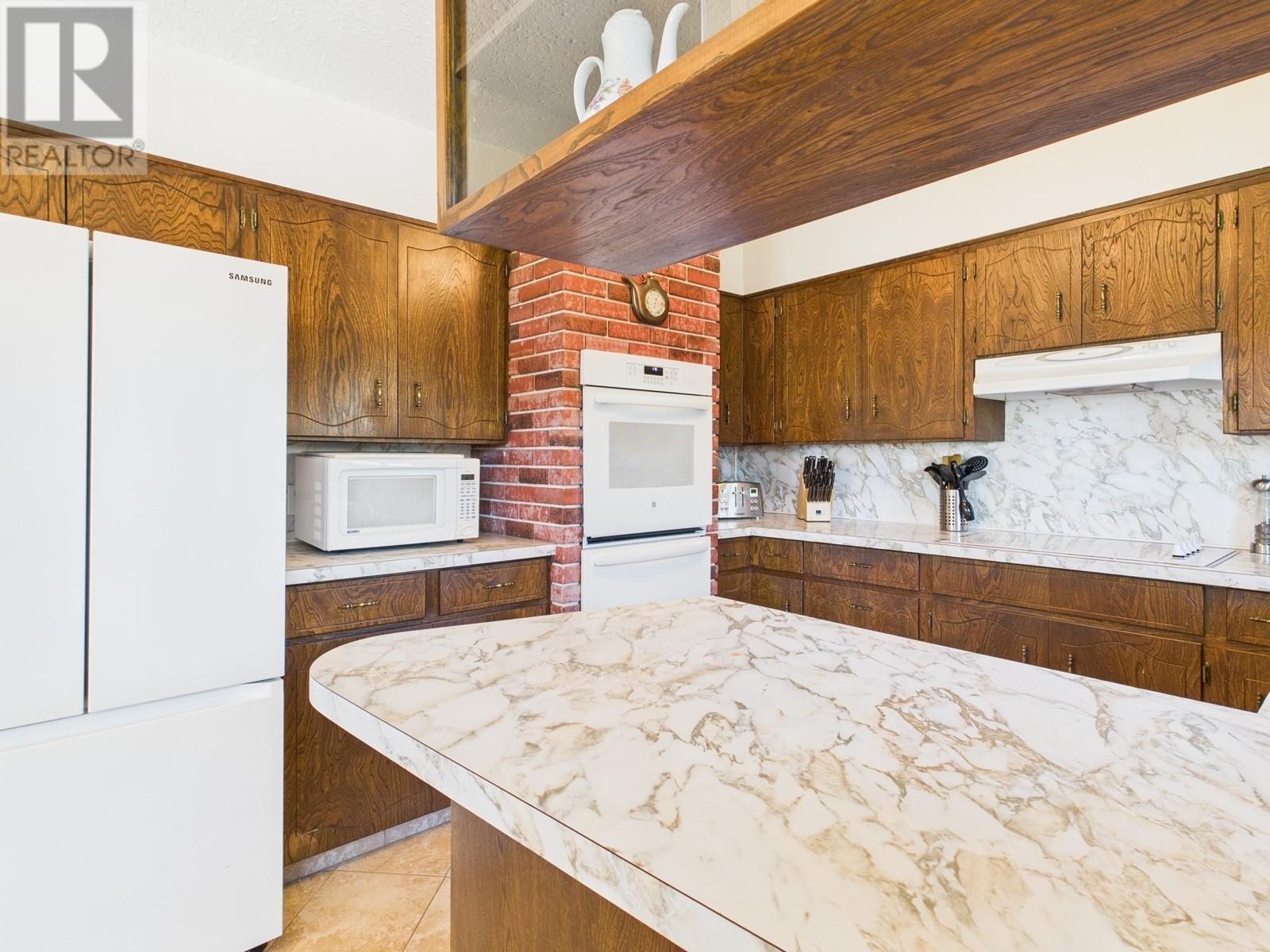 6012 107th Street. Osoyoos, British Columbia