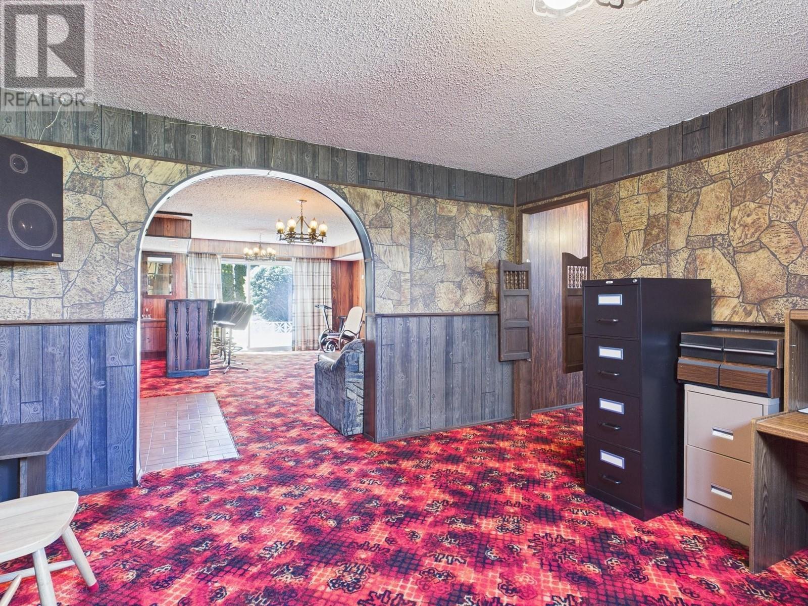 6012 107th Street. Osoyoos, British Columbia