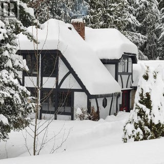 3025 Camozzi Road. Revelstoke, British Columbia