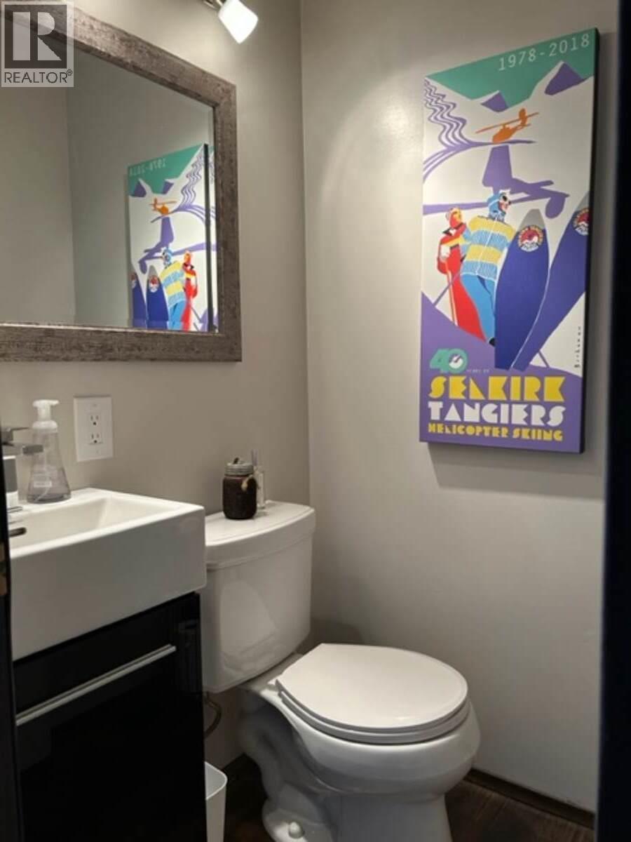 3025 Camozzi Road. Revelstoke, British Columbia