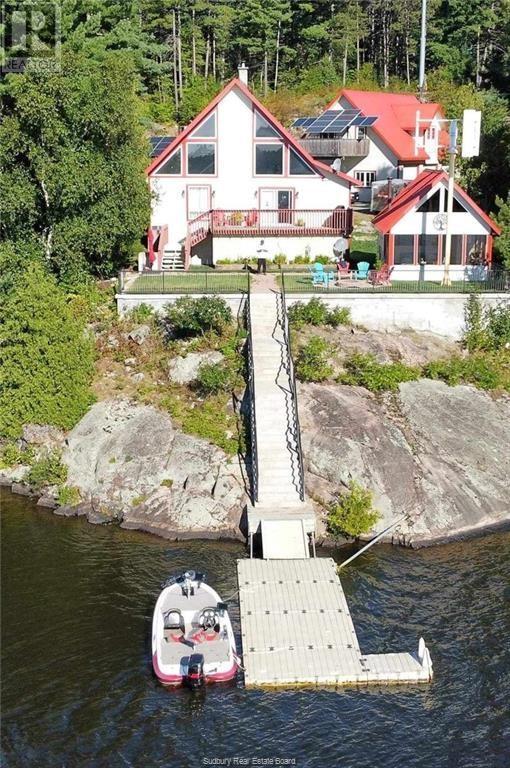 2390 Nepewassi Lake Road, Markstay