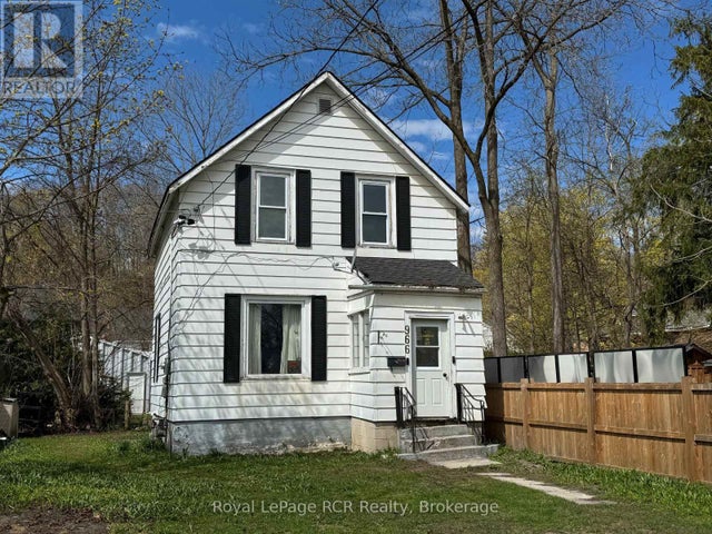 966 3rd Avenue W, Owen Sound