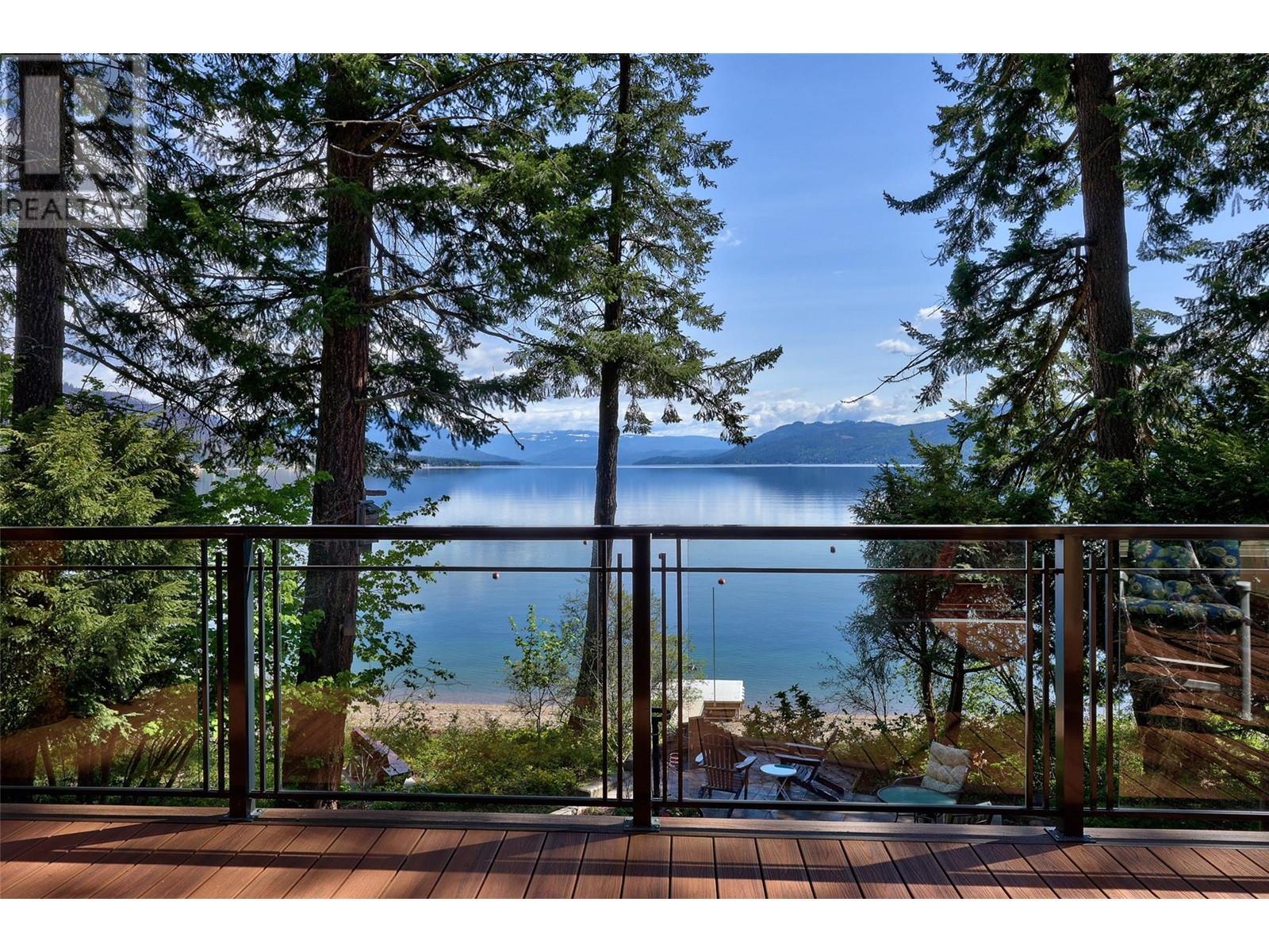 4498 Squilax-anglemont Road Unit# 3. Scotch Creek, British Columbia