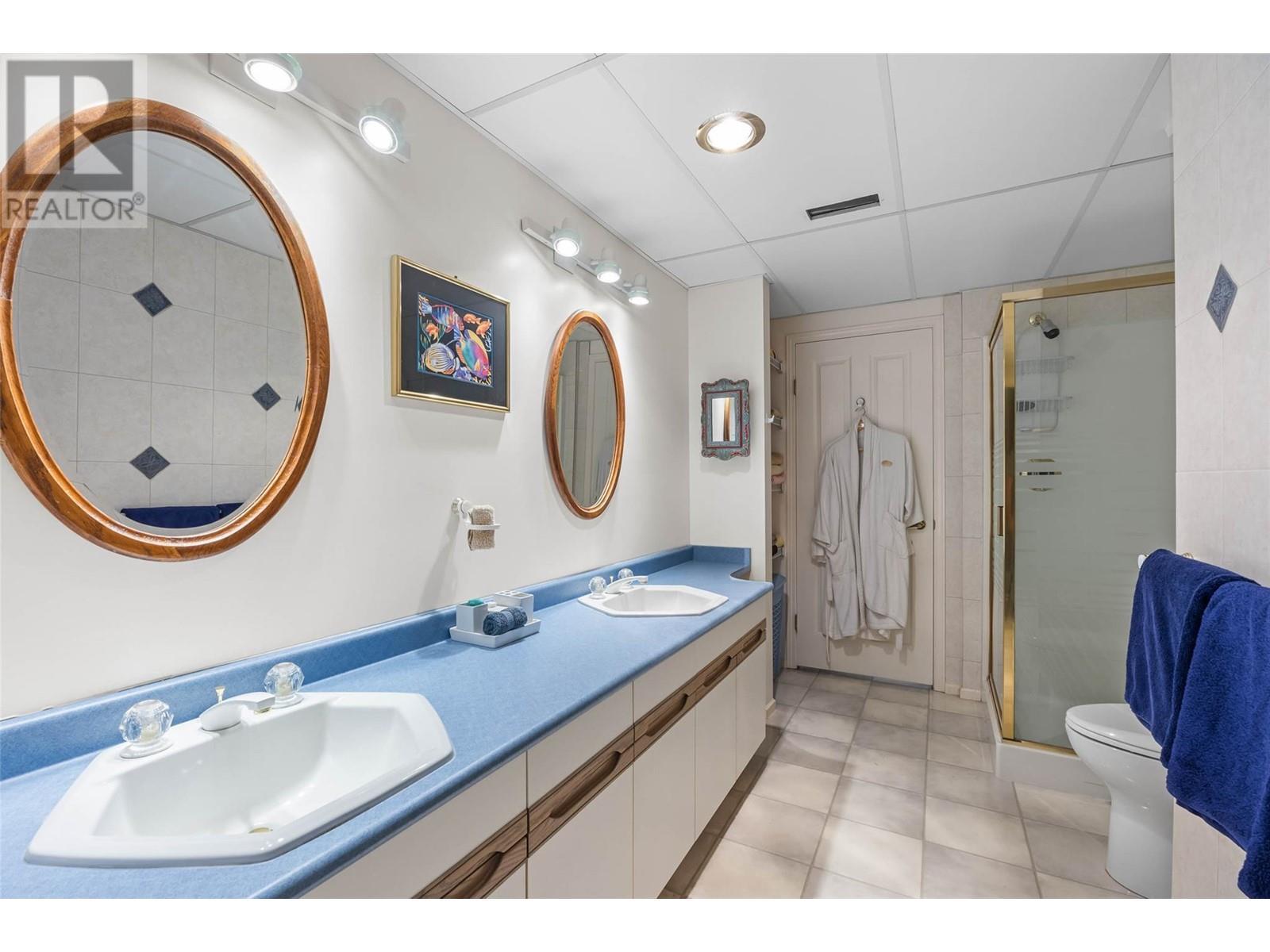 4498 Squilax-anglemont Road Unit# 3. Scotch Creek, British Columbia