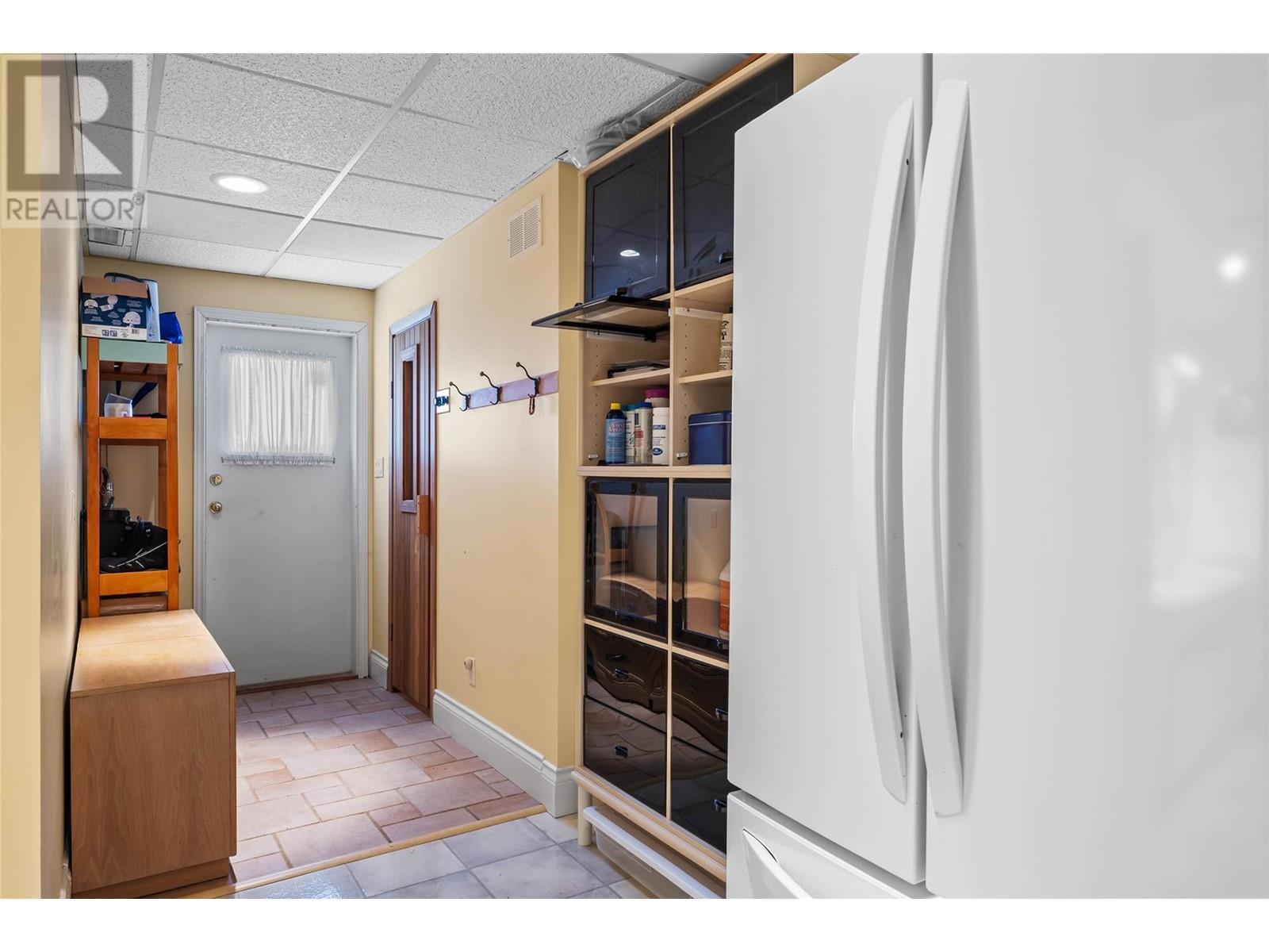 4498 Squilax-anglemont Road Unit# 3. Scotch Creek, British Columbia