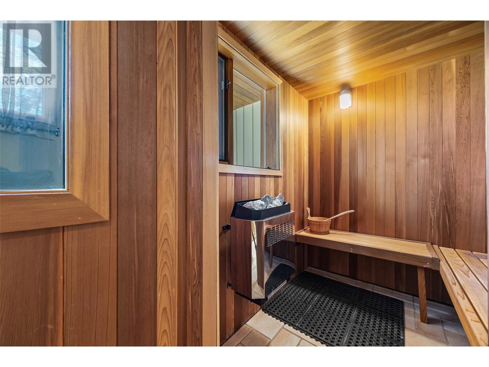 4498 Squilax-anglemont Road Unit# 3. Scotch Creek, British Columbia