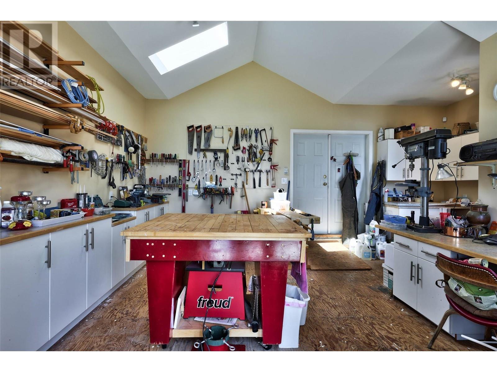 4498 Squilax-anglemont Road Unit# 3. Scotch Creek, British Columbia