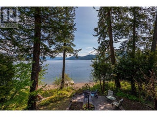 4498 Squilax-anglemont Road Unit# 3. Scotch Creek, British Columbia