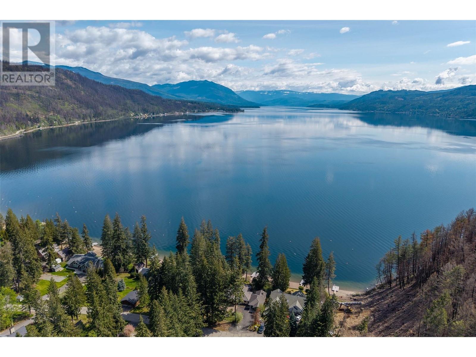 4498 Squilax-anglemont Road Unit# 3. Scotch Creek, British Columbia