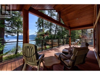 4498 Squilax-anglemont Road Unit# 3. Scotch Creek, British Columbia