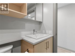 345 Dougall Road N Unit# 210. Kelowna, British Columbia