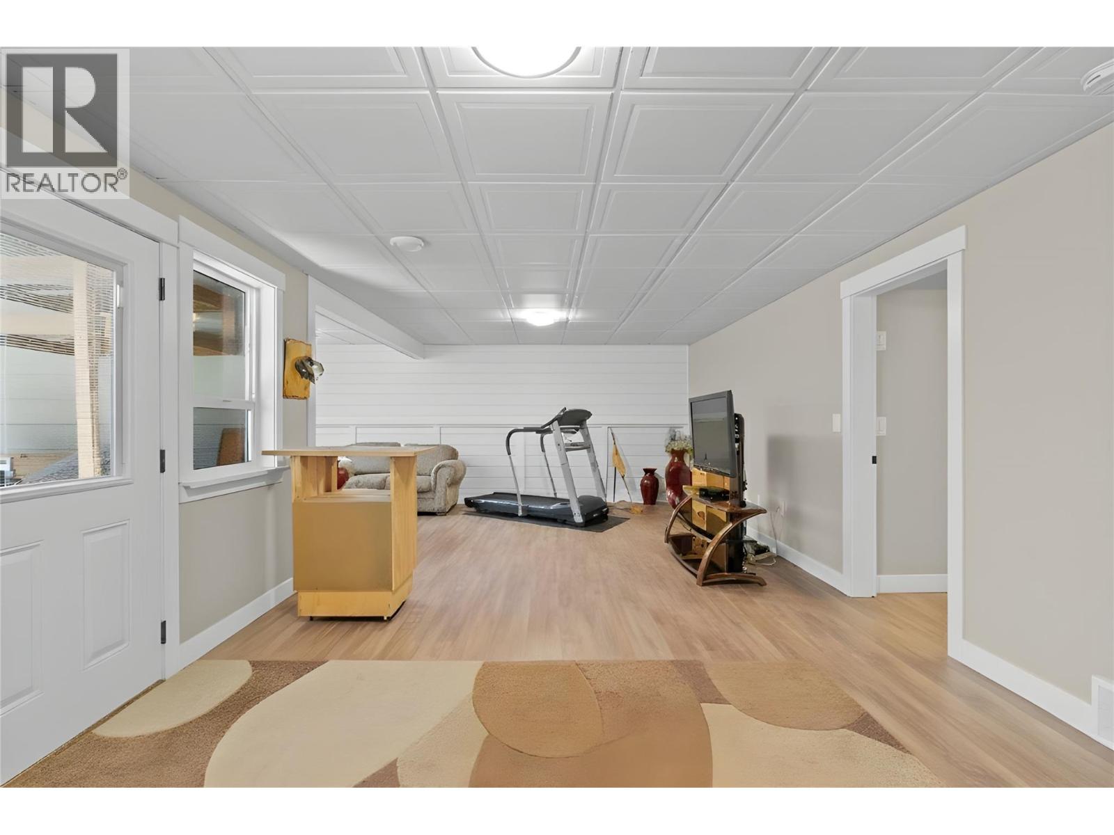 1321 24 Street Se. Salmon Arm, British Columbia