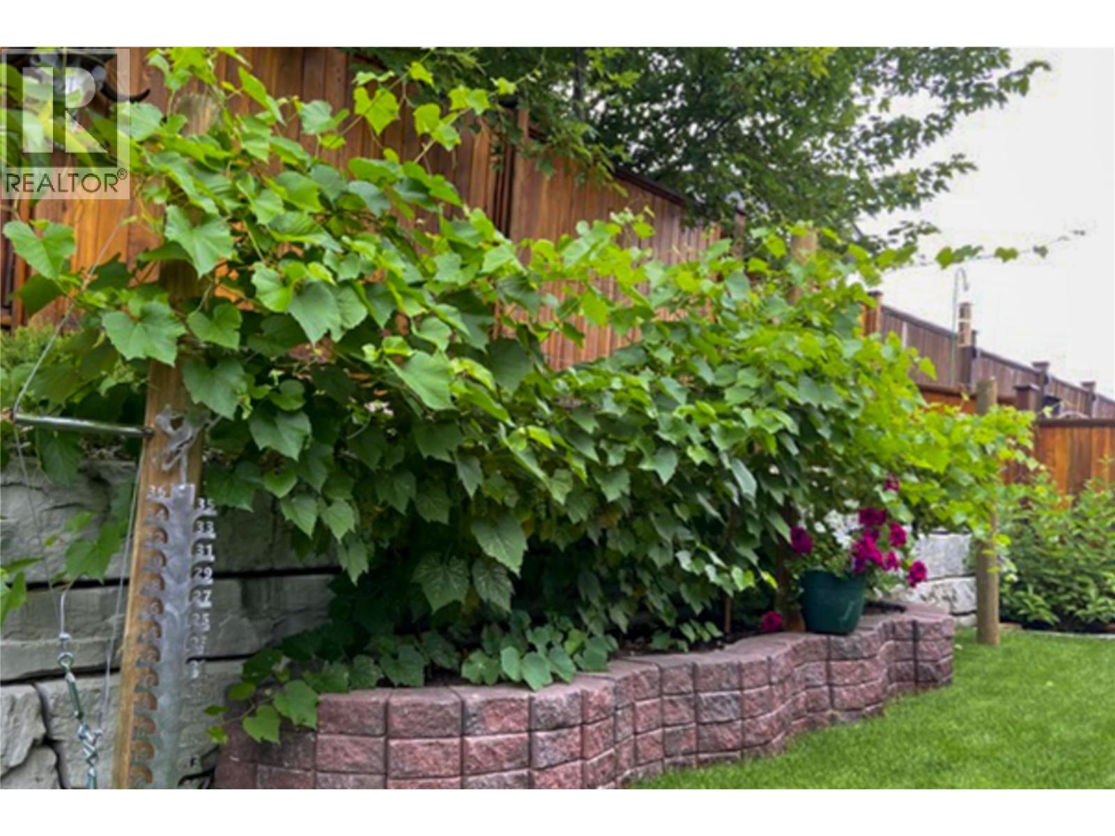 1321 24 Street Se. Salmon Arm, British Columbia