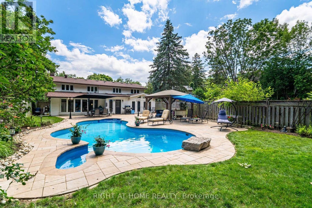 1117 Springhill Drive, Mississauga (lorne Park)