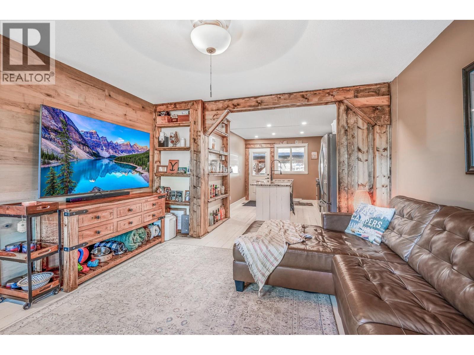 3120 Woodsdale Road. Lake Country, British Columbia