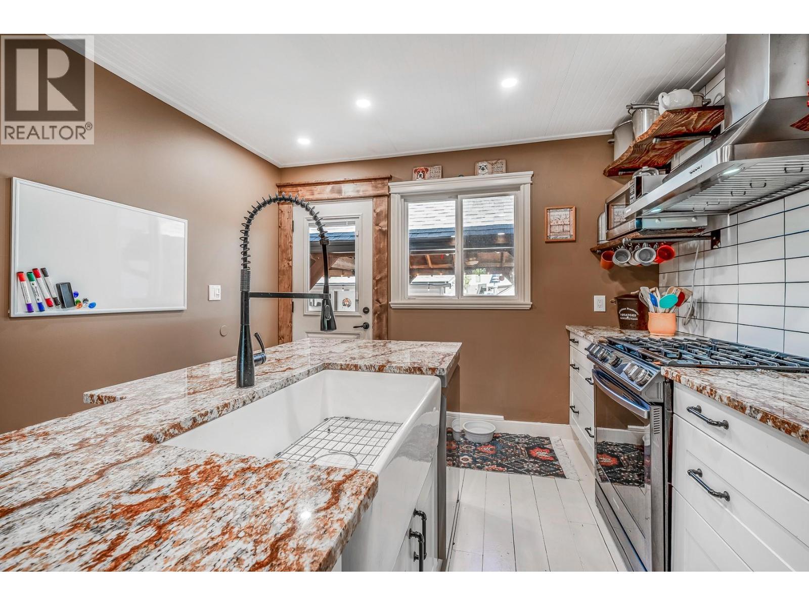 3120 Woodsdale Road. Lake Country, British Columbia