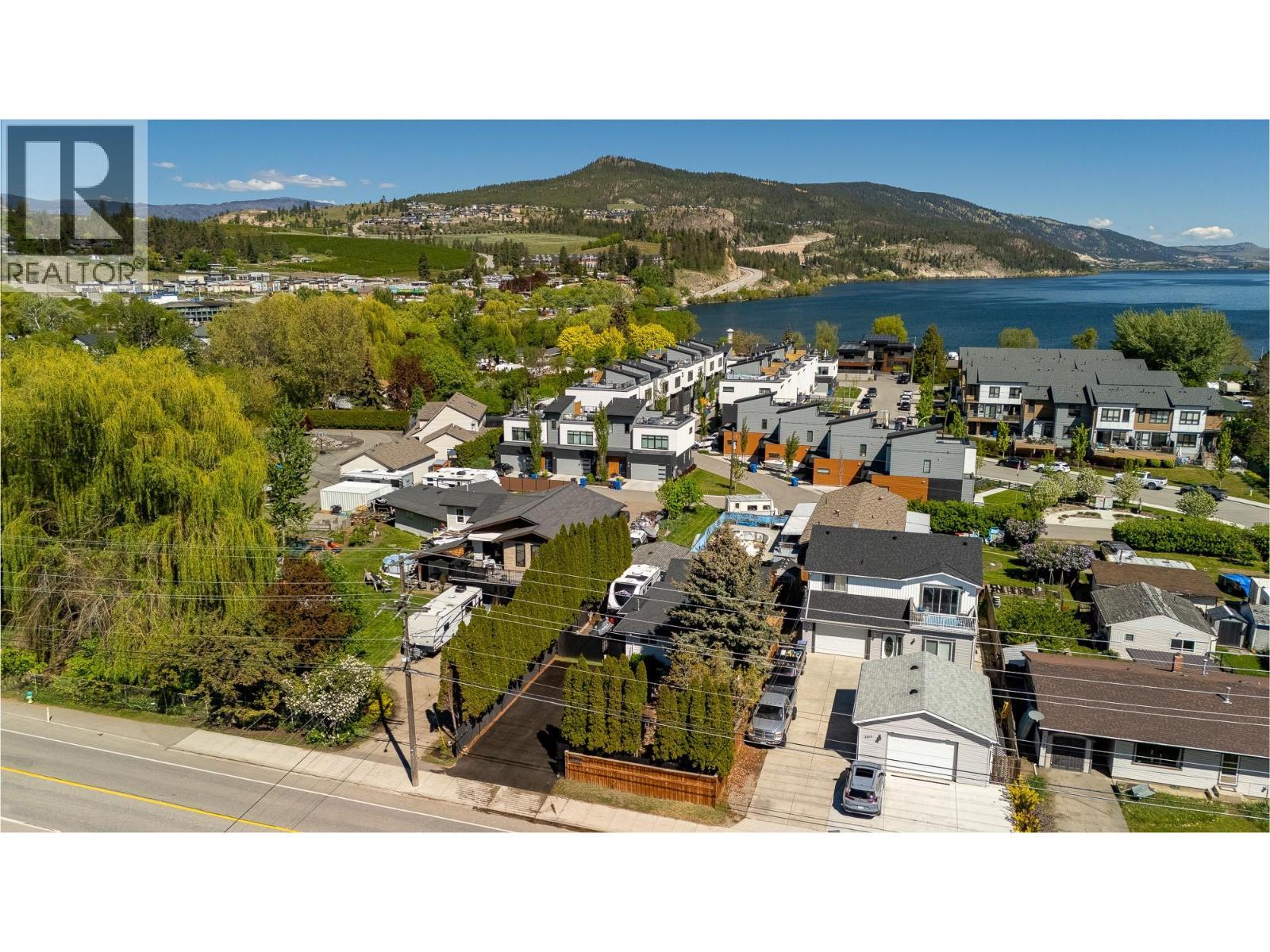 3120 Woodsdale Road. Lake Country, British Columbia