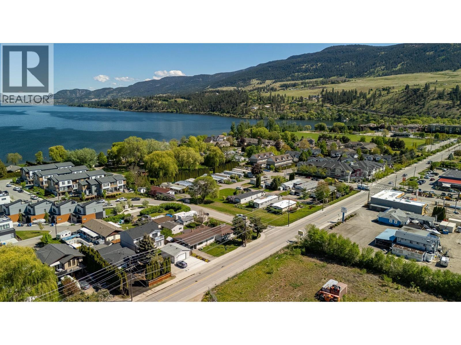 3120 Woodsdale Road. Lake Country, British Columbia