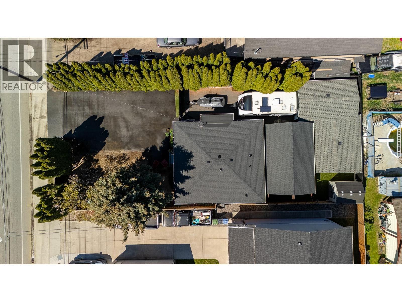 3120 Woodsdale Road. Lake Country, British Columbia