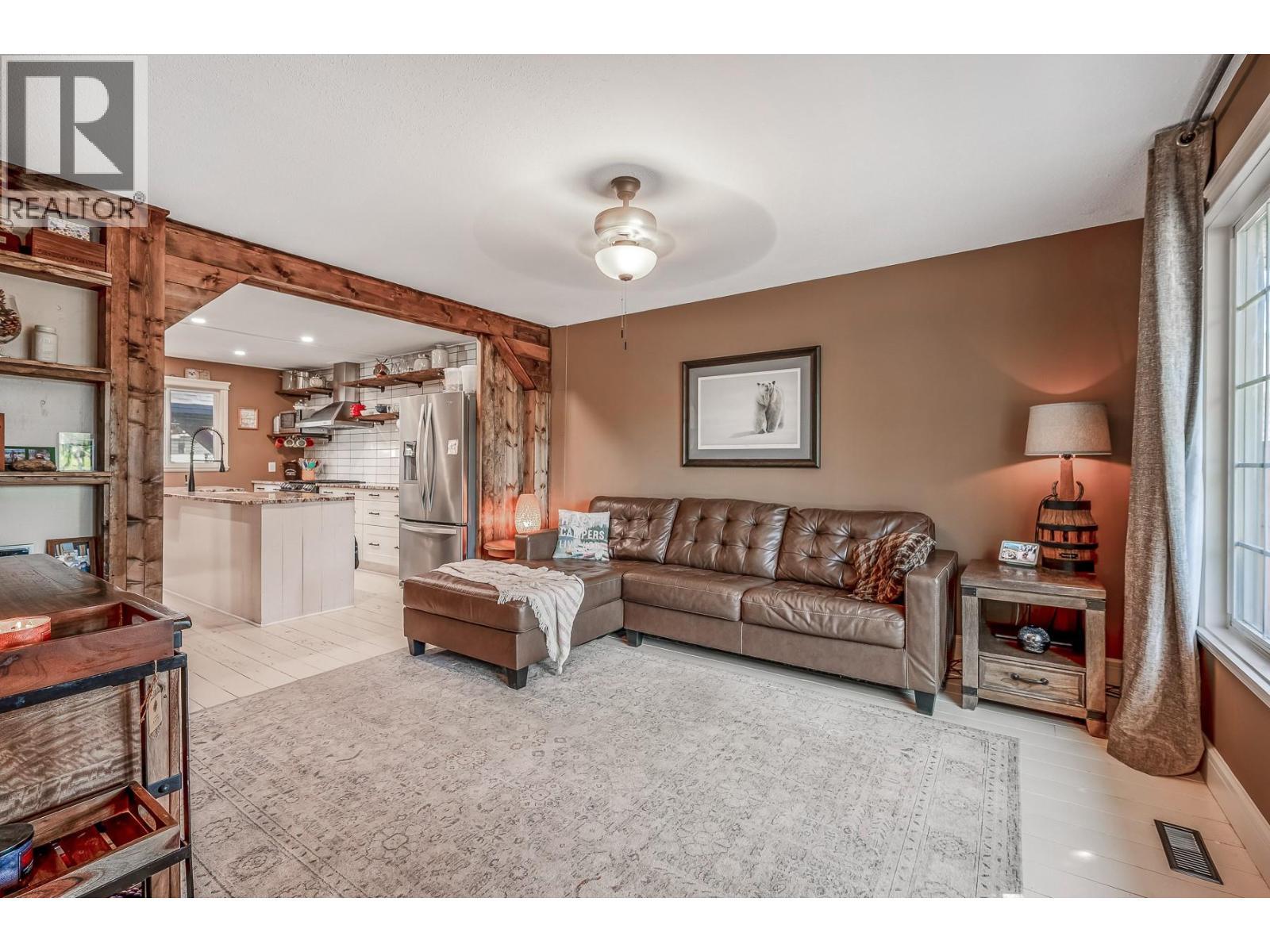 3120 Woodsdale Road. Lake Country, British Columbia