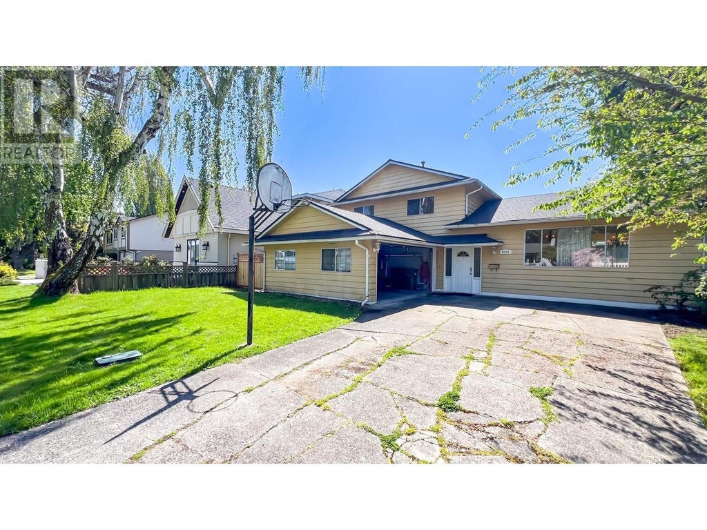 8200 Rosebank Crescent, Richmond