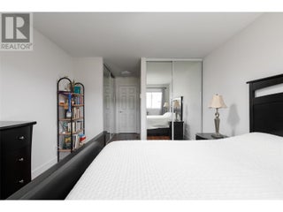1055 Lawrence Avenue Unit# 202. Kelowna, British Columbia