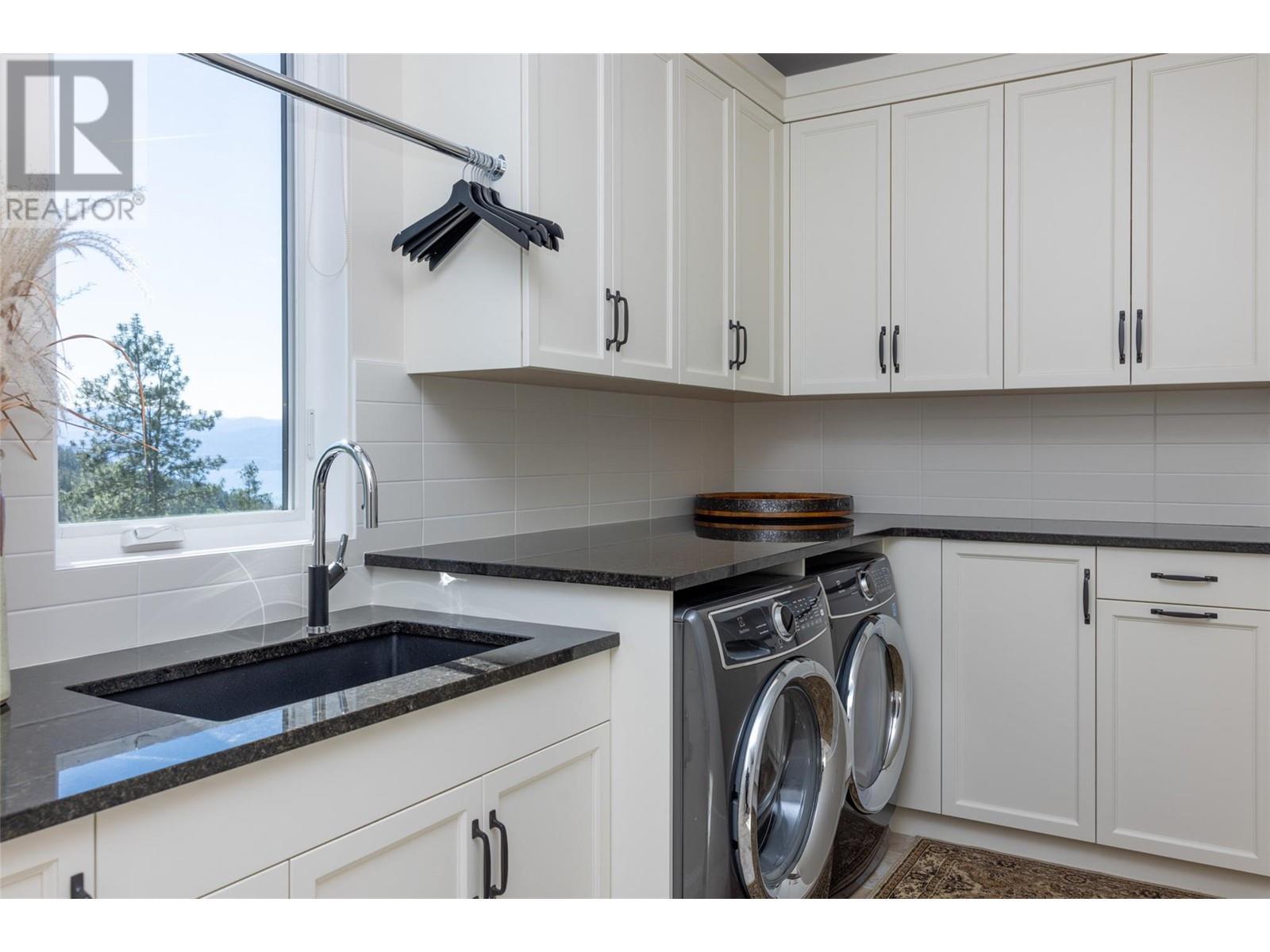 5650 The Edge Place Unit# 105. Kelowna, British Columbia