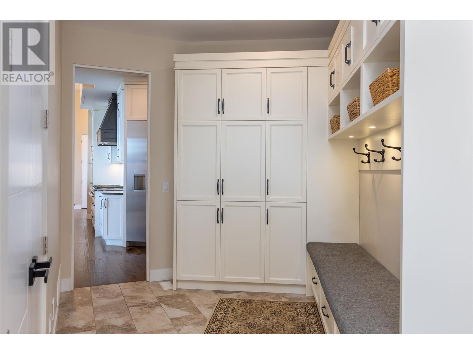 5650 The Edge Place Unit# 105. Kelowna, British Columbia