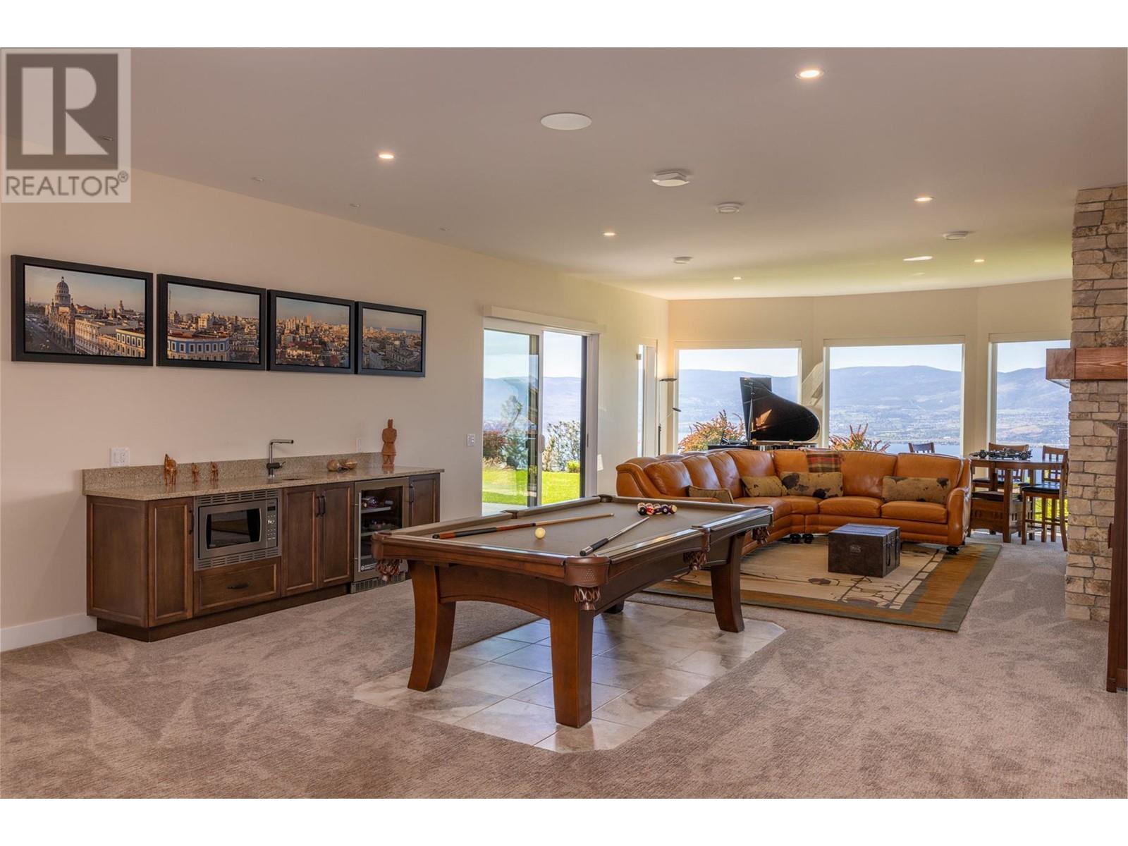 5650 The Edge Place Unit# 105. Kelowna, British Columbia