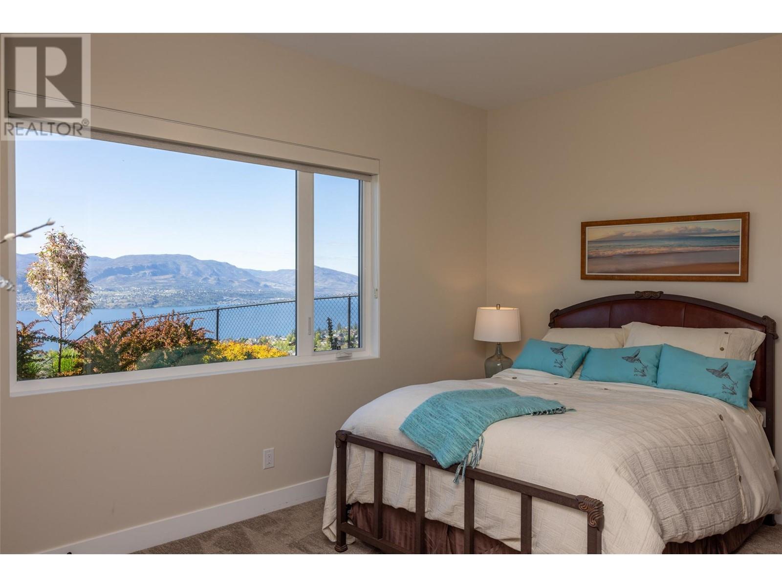 5650 The Edge Place Unit# 105. Kelowna, British Columbia