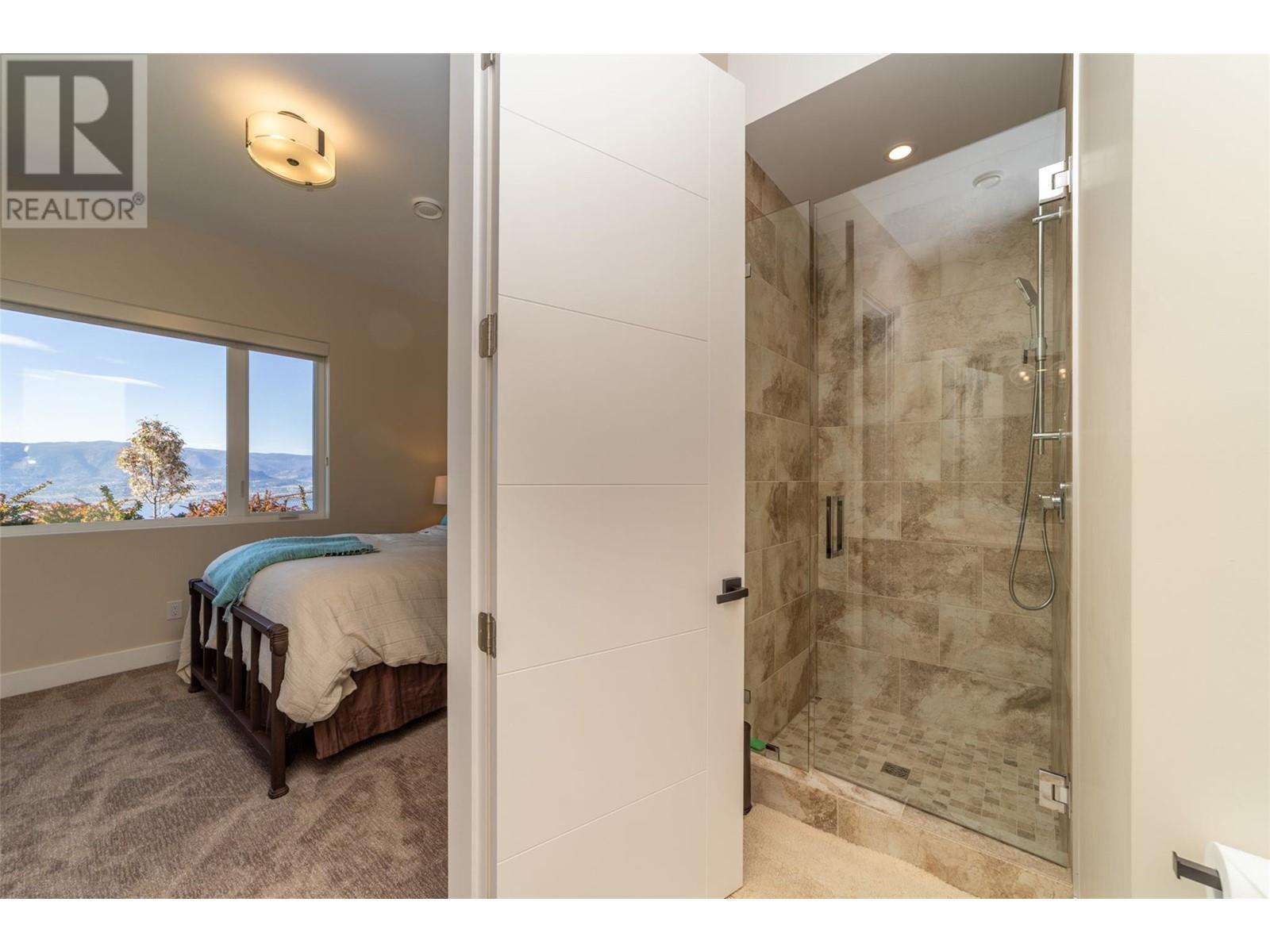 5650 The Edge Place Unit# 105. Kelowna, British Columbia