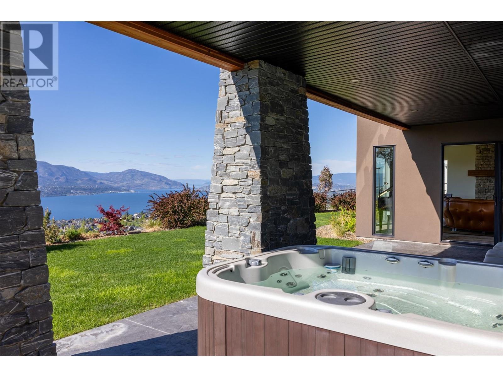 5650 The Edge Place Unit# 105. Kelowna, British Columbia