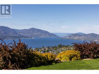 5650 The Edge Place Unit# 105. Kelowna, British Columbia