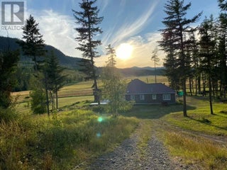 4 Hollingsworth Road. Cherryville, British Columbia