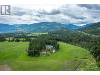 4 Hollingsworth Road. Cherryville, British Columbia