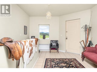 4 Hollingsworth Road. Cherryville, British Columbia