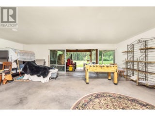 4 Hollingsworth Road. Cherryville, British Columbia