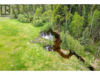 4 Hollingsworth Road. Cherryville, British Columbia