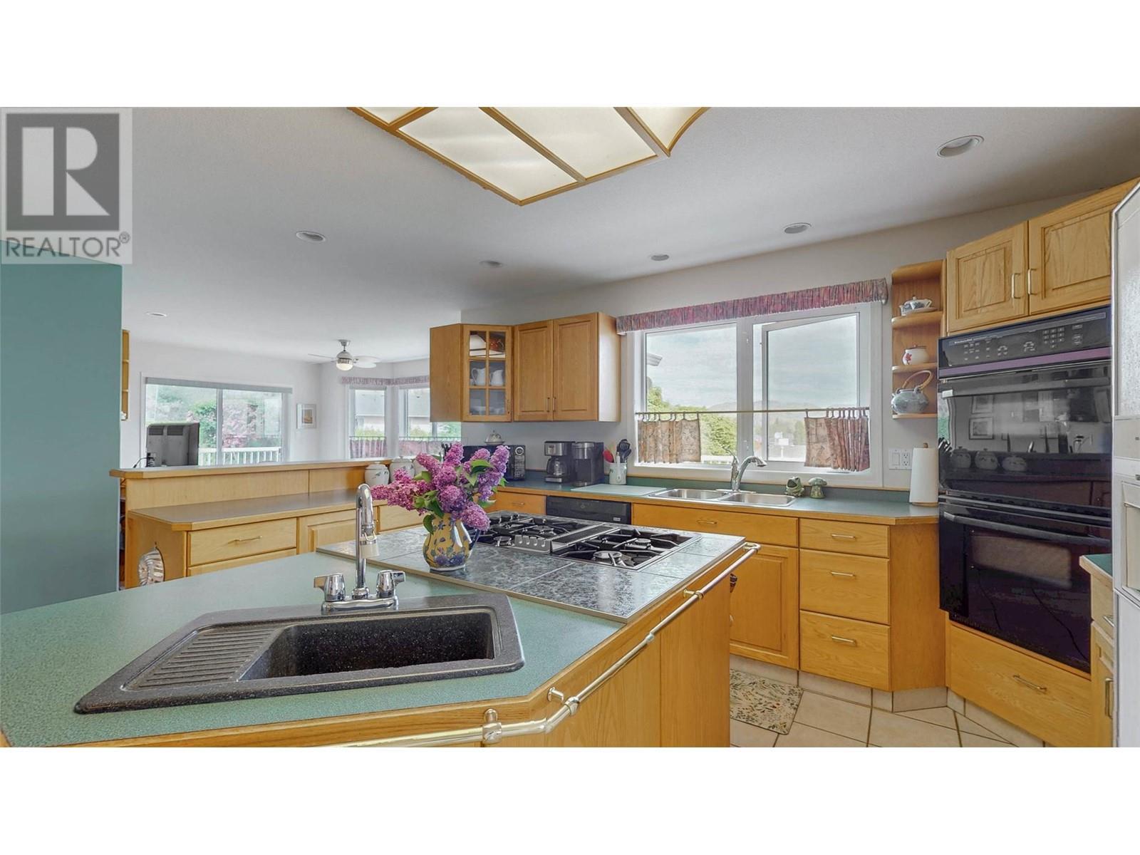 4210 Fairwinds Drive. Osoyoos, British Columbia