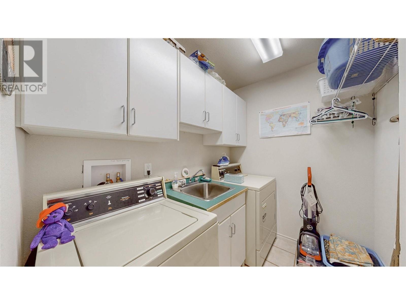 4210 Fairwinds Drive. Osoyoos, British Columbia